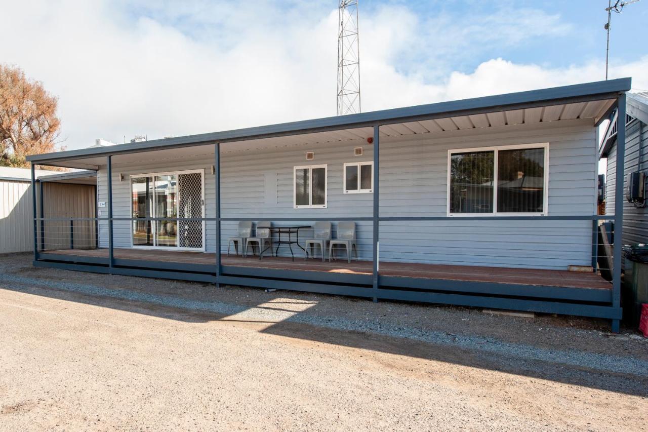 Wallaroo Beachfront Tourist Park Екстер'єр фото