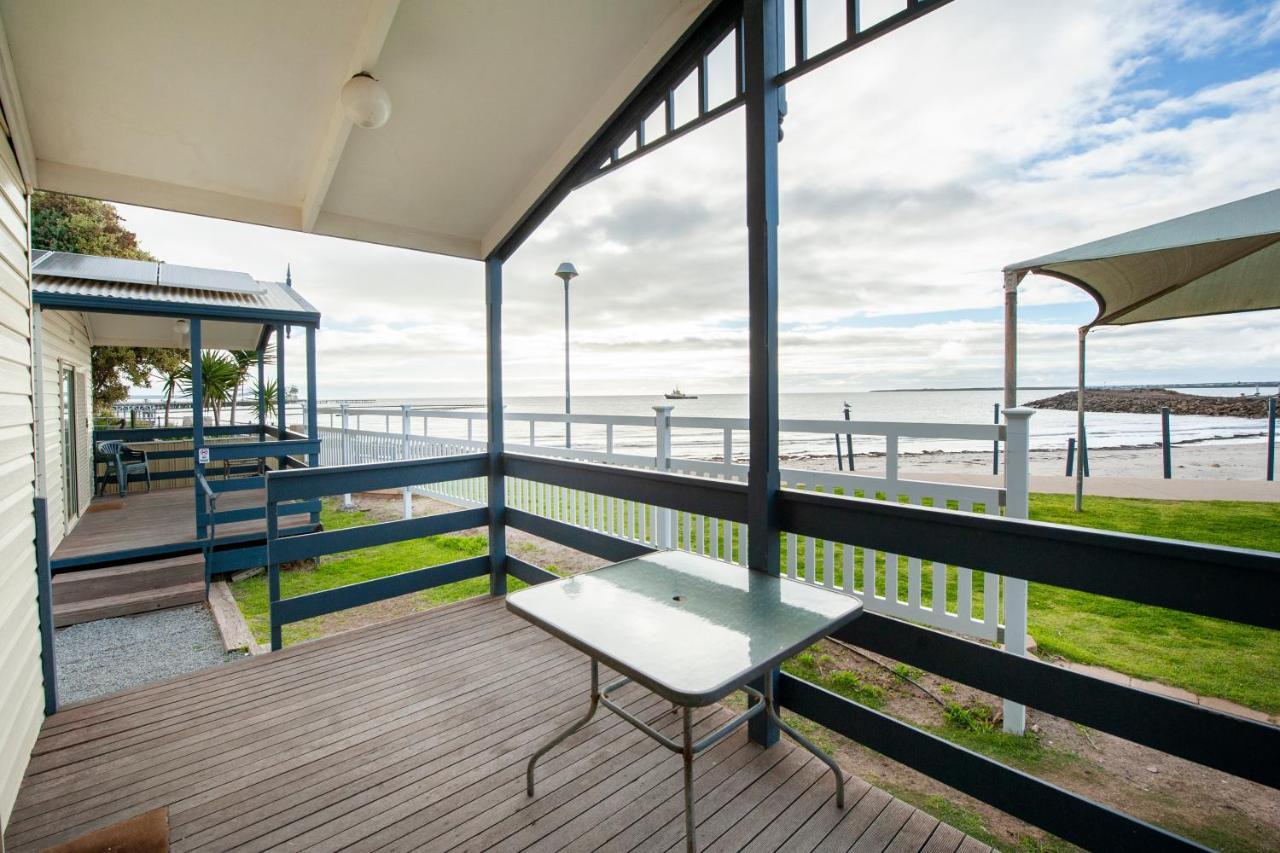 Wallaroo Beachfront Tourist Park Екстер'єр фото