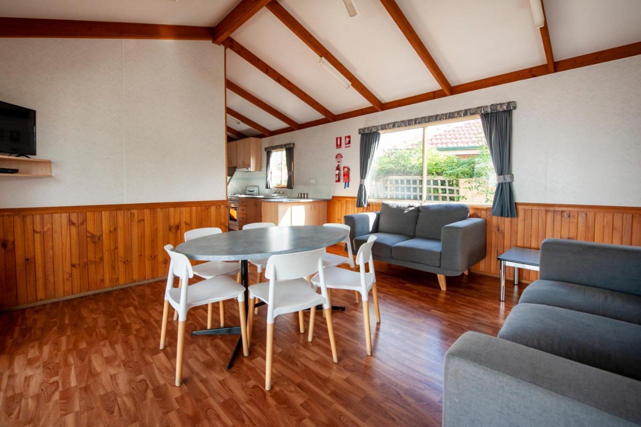Wallaroo Beachfront Tourist Park Екстер'єр фото